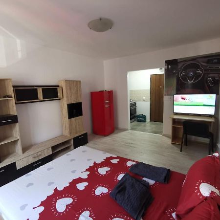 Bmw Studio Apartment Bucureşti Ngoại thất bức ảnh